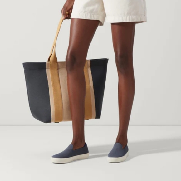 Rothy's The Original Slip-On Sneakers in Navy Size 9.5 - Picture 2 of 6